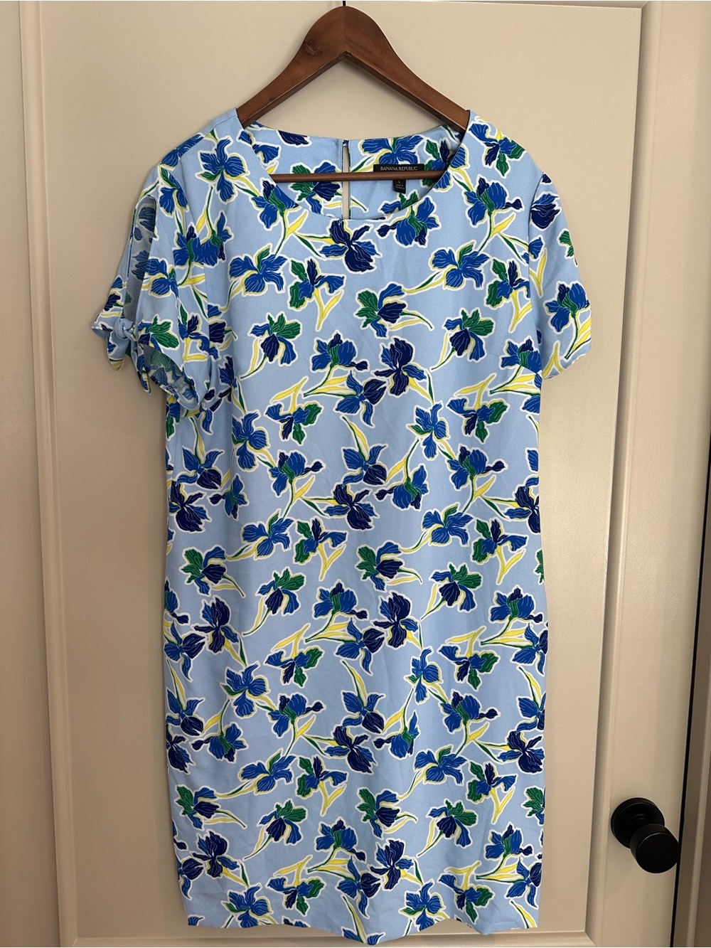 Banana Republic Light Blue Floral Shift Dress with Blue & Green Flowers
